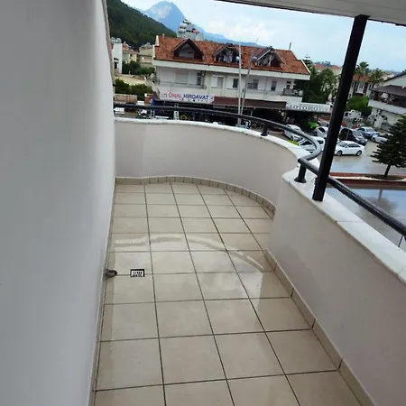 Apartamento Caner Cati Daire